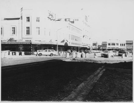Construction of the Civic Administration Building in The Square