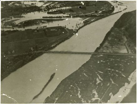 Manawatu River in flood