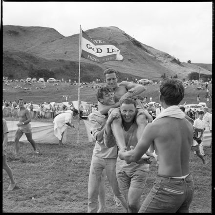 2018N_2017-20_MS001030a - Guild Leaf international moto-cross series at Woodville