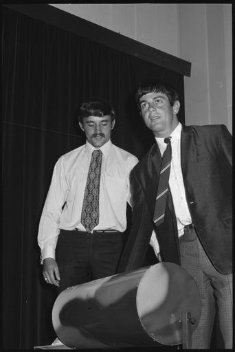 Unknown Xmas party - Resource cover image