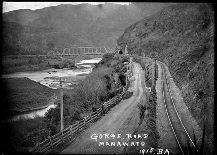 Gorge Road, Manawatu (Woodville End)