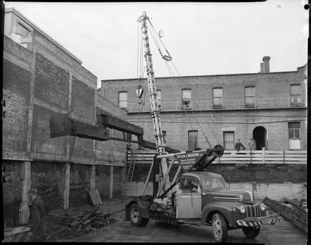 "Government Life Project" - Building Construction