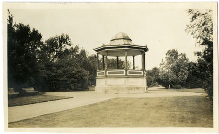 Andrews Collection: Band Rotunda in the Victoria Esplanade