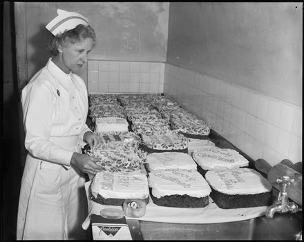 "Icing Twenty-eight Christmas Cakes"