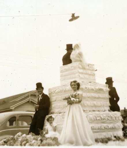 Wedding Cake Float - 1952 Jubilee Celebrations
