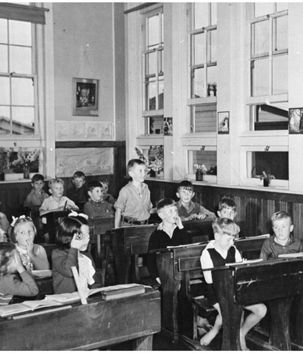Evans Family Collection: Class at West End School