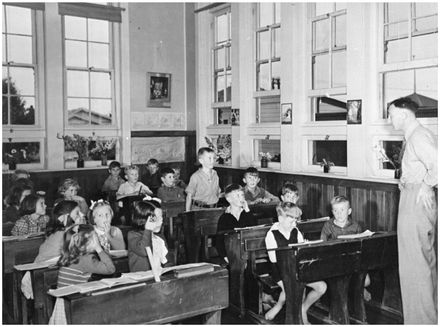 Evans Family Collection: Class at West End School