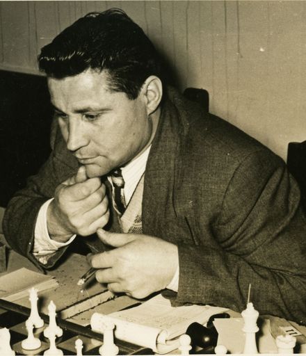 Michael Kopytko playing chess