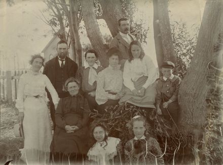Family group, Chapman and relations