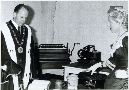 The Opening of Totaranui in The Square - Resource cover image