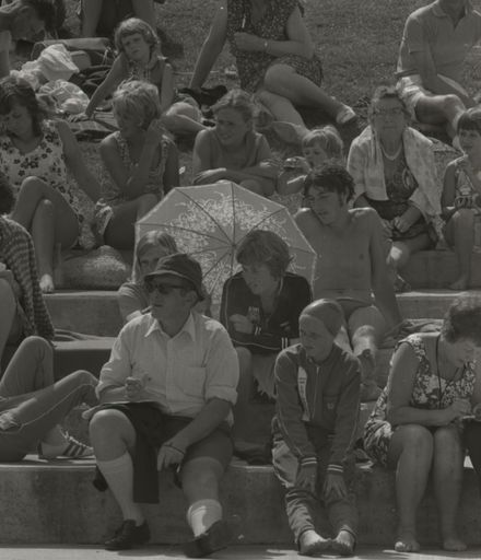 Spectators at the Lido Pool