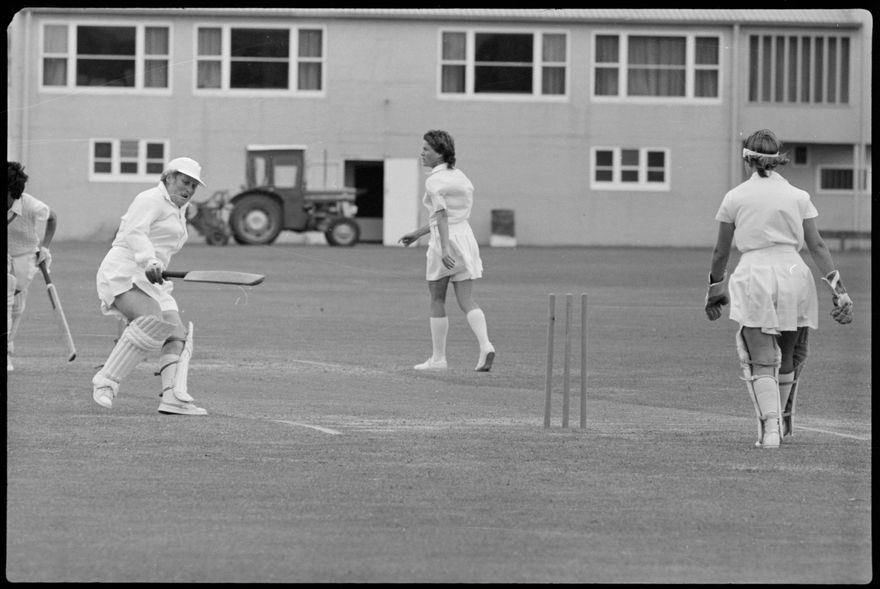 Hallyburton Johnstone Shield – Central Districts v Wellington