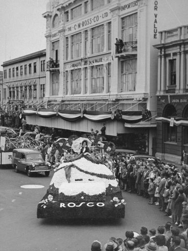 C M Ross Co. Ltd float in 75th Jubilee parade in The Square