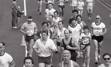 2022N_2017-20_040154 - Family flavour to run - Half-marathon 1986
