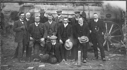 Waipatiki oil well, southern Hawkes Bay