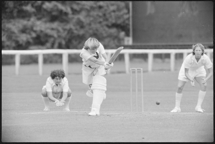 2025N_2017-20_Cricket-Women_043028-022