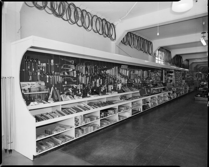 Hopwood Hardware Co Ltd - 2016N_ElmarB3_012603