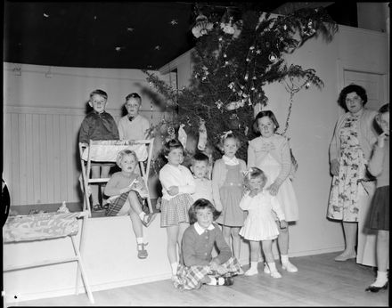 "Christmas is Not Far Away" St. Oswald's Sanctuary Guild Gala - Resource cover image