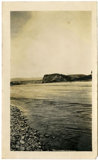 Andrews Collection: Manawatu River