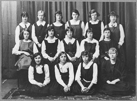 Pupils from the Craven School for Girls