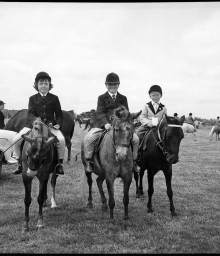 "Feilding Show" Ponies and their Riders