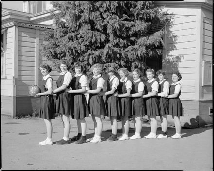 C Netball Team, Palmerston North Technical High School