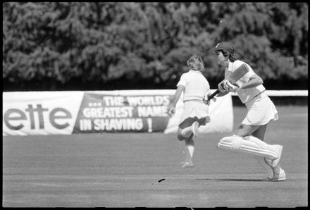 “Slow crawl in effort to overtake Aussie runs” - Resource cover image