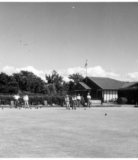 Bowling at the Northern Bowling, Tennis and Croquet Club