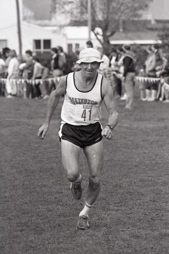 2022N_2017-20_040152 - Family flavour to run - Half-marathon 1986