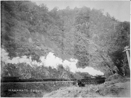 Steam train through the Manawatu Gorge