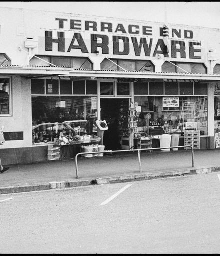 Terrace End Hardware, Ruahine Street