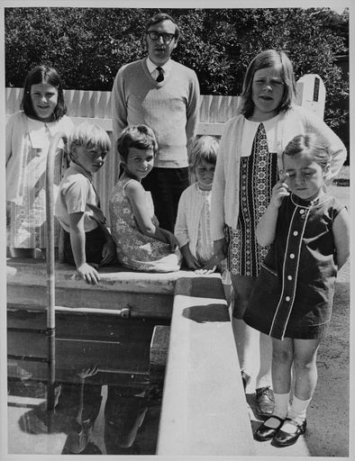 Awahou North School pupils with Headmaster