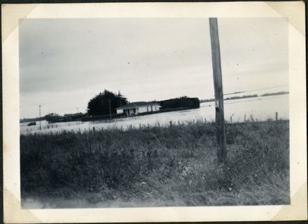 Farm in Flood, Rangiotu Flood