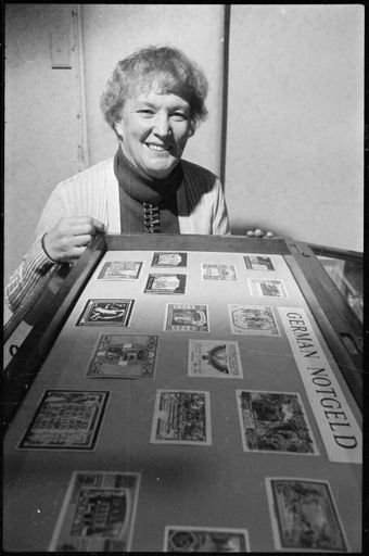 Unknown woman - Resource cover image