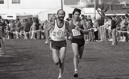 2022N_2017-20_040150 - Family flavour to run - Half-marathon 1986