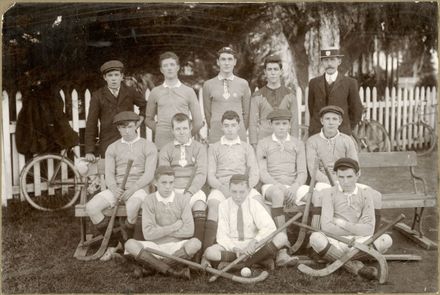 Technical School Hockey Club, 1910