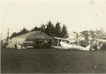 Gypsy Moth's and De Havilland Rapide "Tainui" at Milson Aerodrome. - Resource cover image