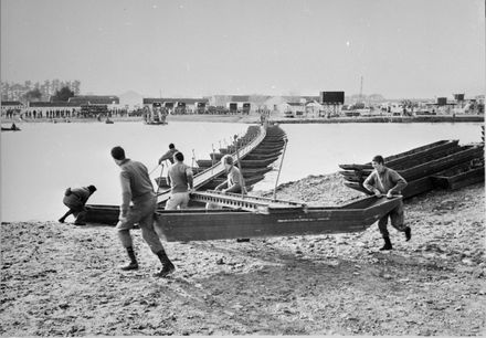 Army assault bridge, Linton Army Camp