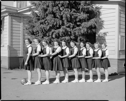 B Netball Team, Palmerston North Technical High School