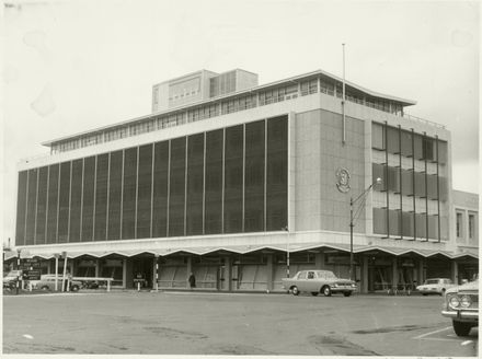 Construction of the Public Library - exterior