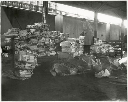 Loadings of Newspapers at Palmerston North Railway Station