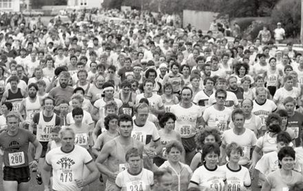 2022N_2017-20_040120 - Family flavour to run - Half-marathon 1986