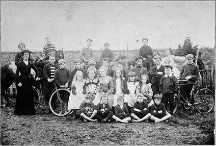 Tiritea School