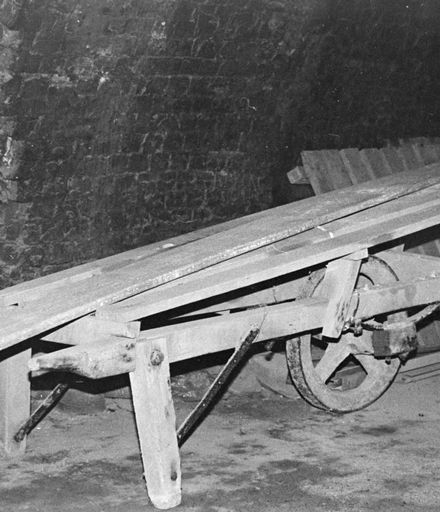 Wheelbarrow inside Hoffman brick kiln, Featherston Street