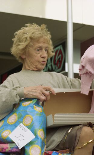Madge Allsop unwraps her 'Cardy-ological' gift