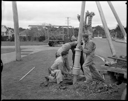 "Lighting Standards in Fitzherbert Avenue" Installing Street Lights - Resource cover image