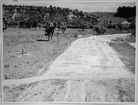 Construction of Centennial Drive Alongside Hokowhitu Lagoon