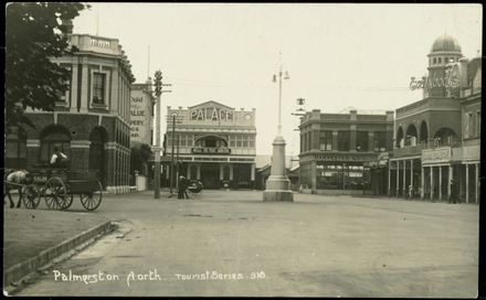 Palmerston North - Tourist series 318