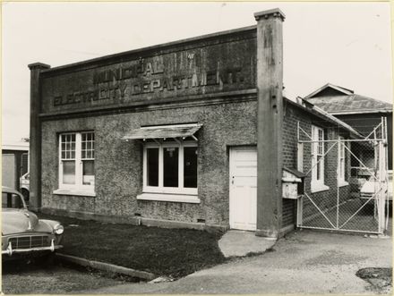 Manawatu-Oroua Electric Power Board building, Feilding