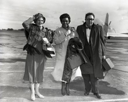 Winifred Atwell Arrives in Palmerston North - Resource cover image